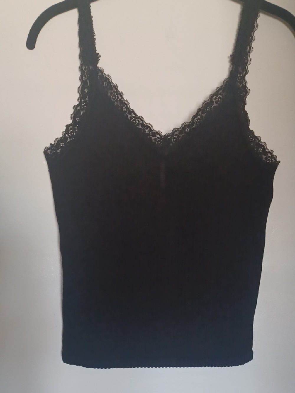 No Boundaries Black Ribbed Lace Trim High Quality Cami Tank. Like New!